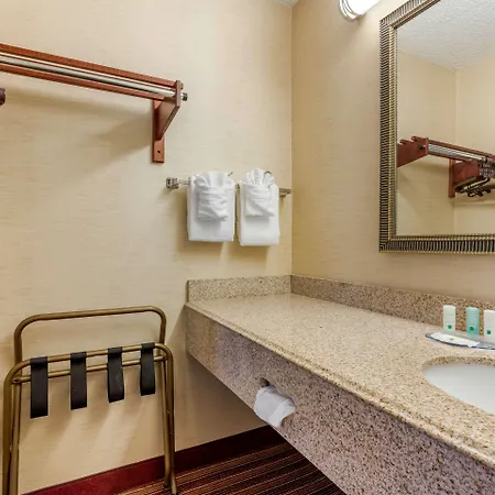Quality Inn Exit 4 Clarksville Exterior photo